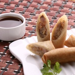 ปอเปี๊ยะเจ - Veggie Spring Roll